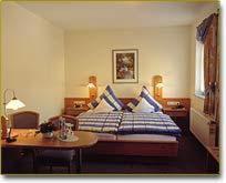 Hotel Zur Krone 비레스본 외부 사진